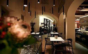 酒店 加巴尼酒店 3*